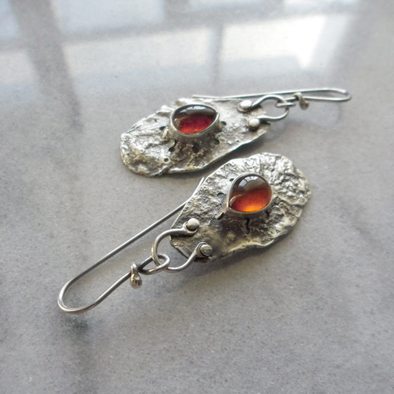 Red dropstone irregular metal earrings