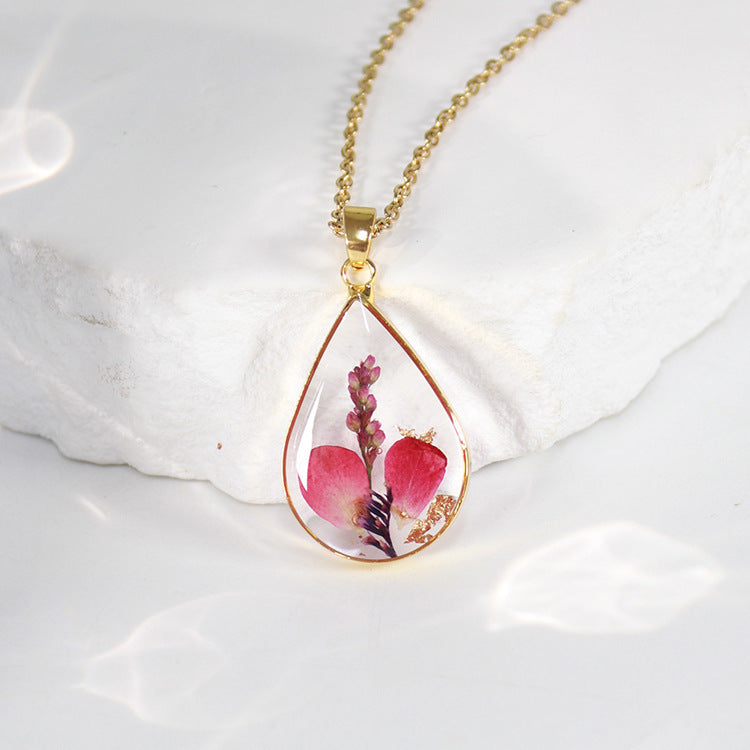 Natural dried flower specimen necklace