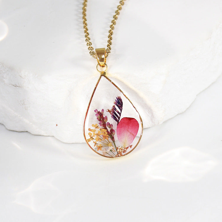 Natural dried flower specimen necklace
