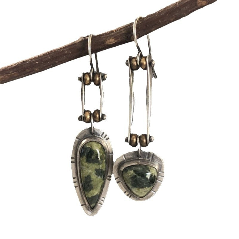 Simple two-color irregular teardrop-shaped earrings