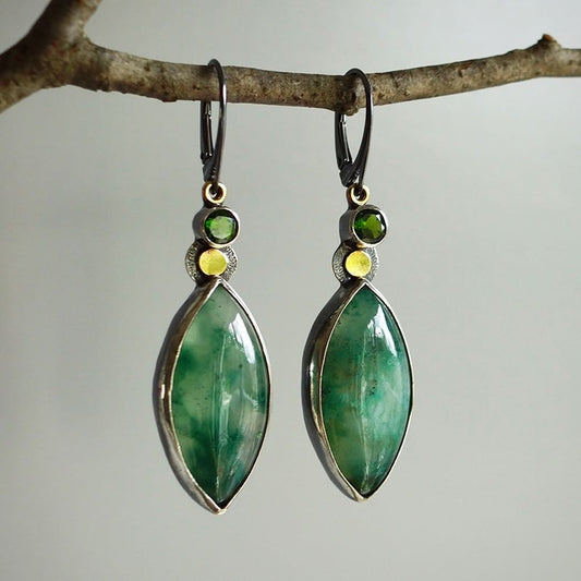 Vintage leaf shape green chalcedony earrings