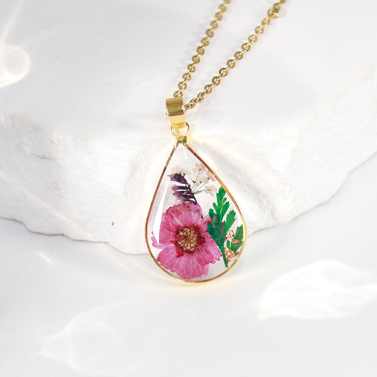 Natural dried flower specimen necklace