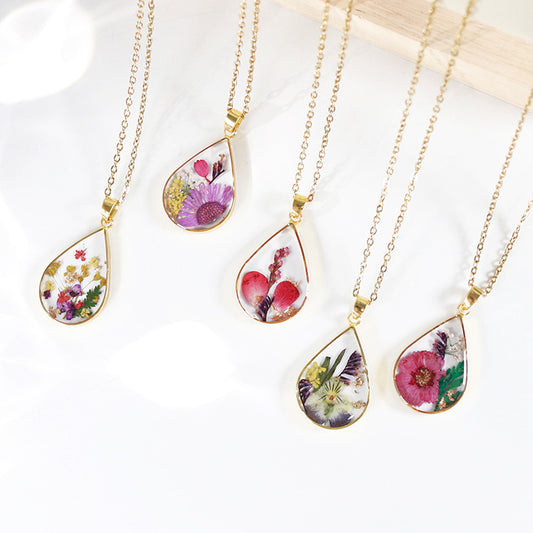 Natural dried flower specimen necklace